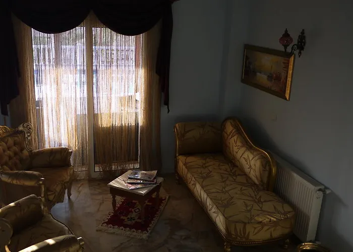 Отель Ciftlik 3*